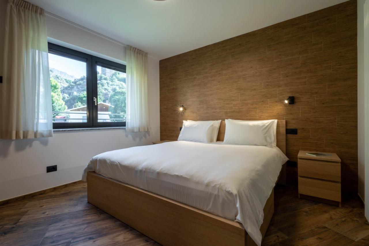 San Martin Holidays Home - Stay, Work & Fun Pont-Saint-Martin Ngoại thất bức ảnh